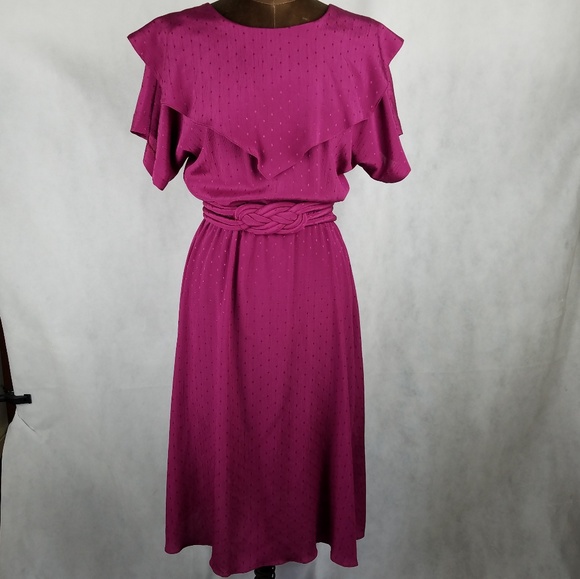 Jarell of Texas Dresses & Skirts - Vintage 1970s belted Sunday dress size 4